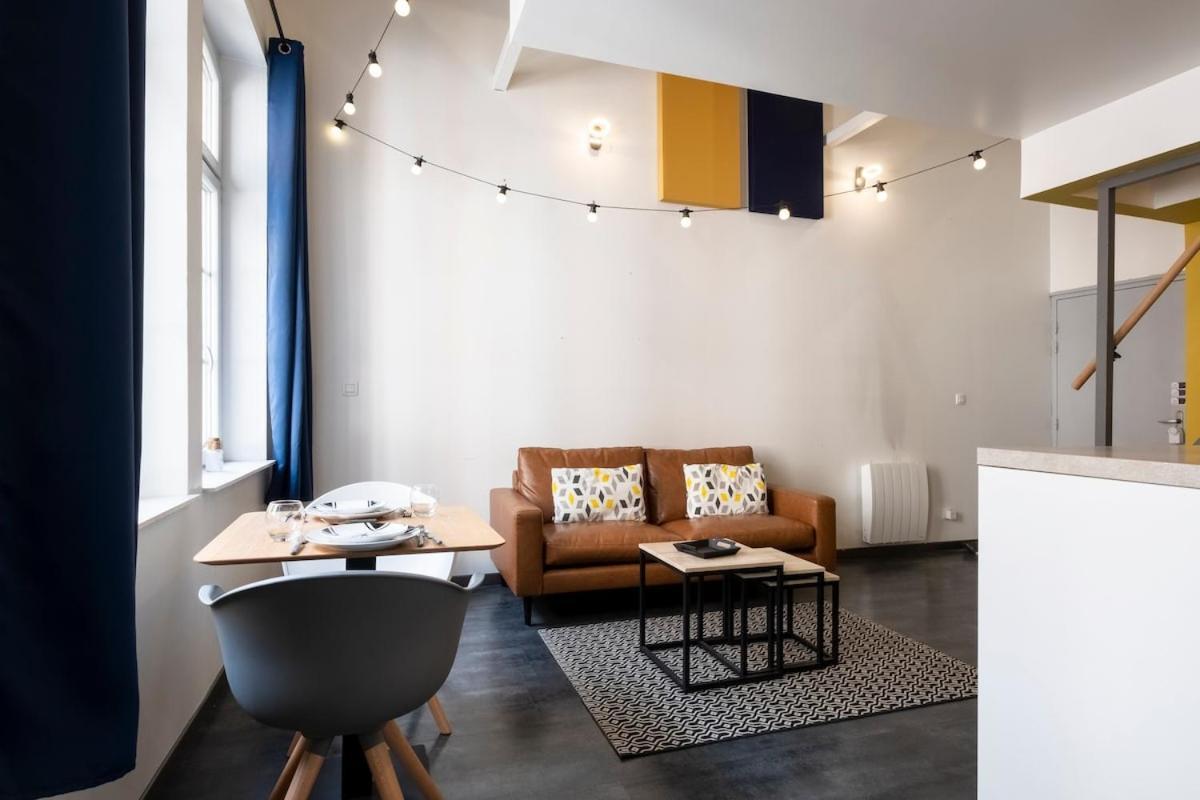 Le Loft Du Courrier ~ Duplex ~ Centre-ville *