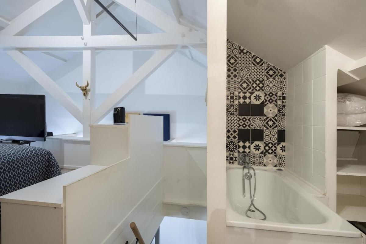 Appartement Le Loft Du Courrier ~ Duplex ~ Centre-ville *